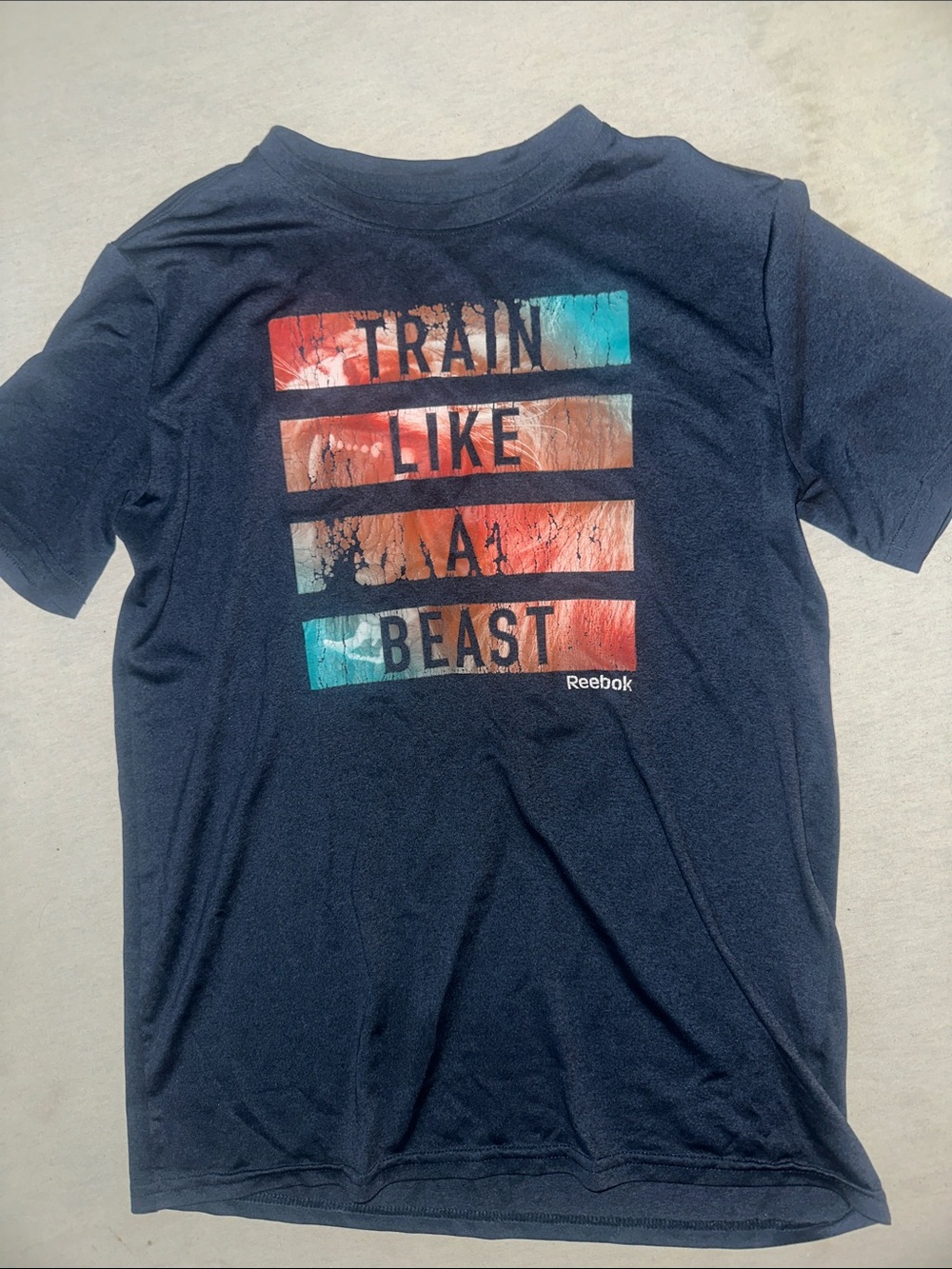 Kids Size XL Reebok Navy Graphic 'Train Like a Beast' Tee